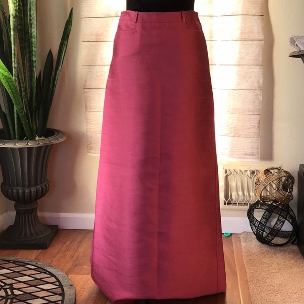 BCBGMaxAzria High Waisted Dress Skirt 2 Pink NWT Dressy
